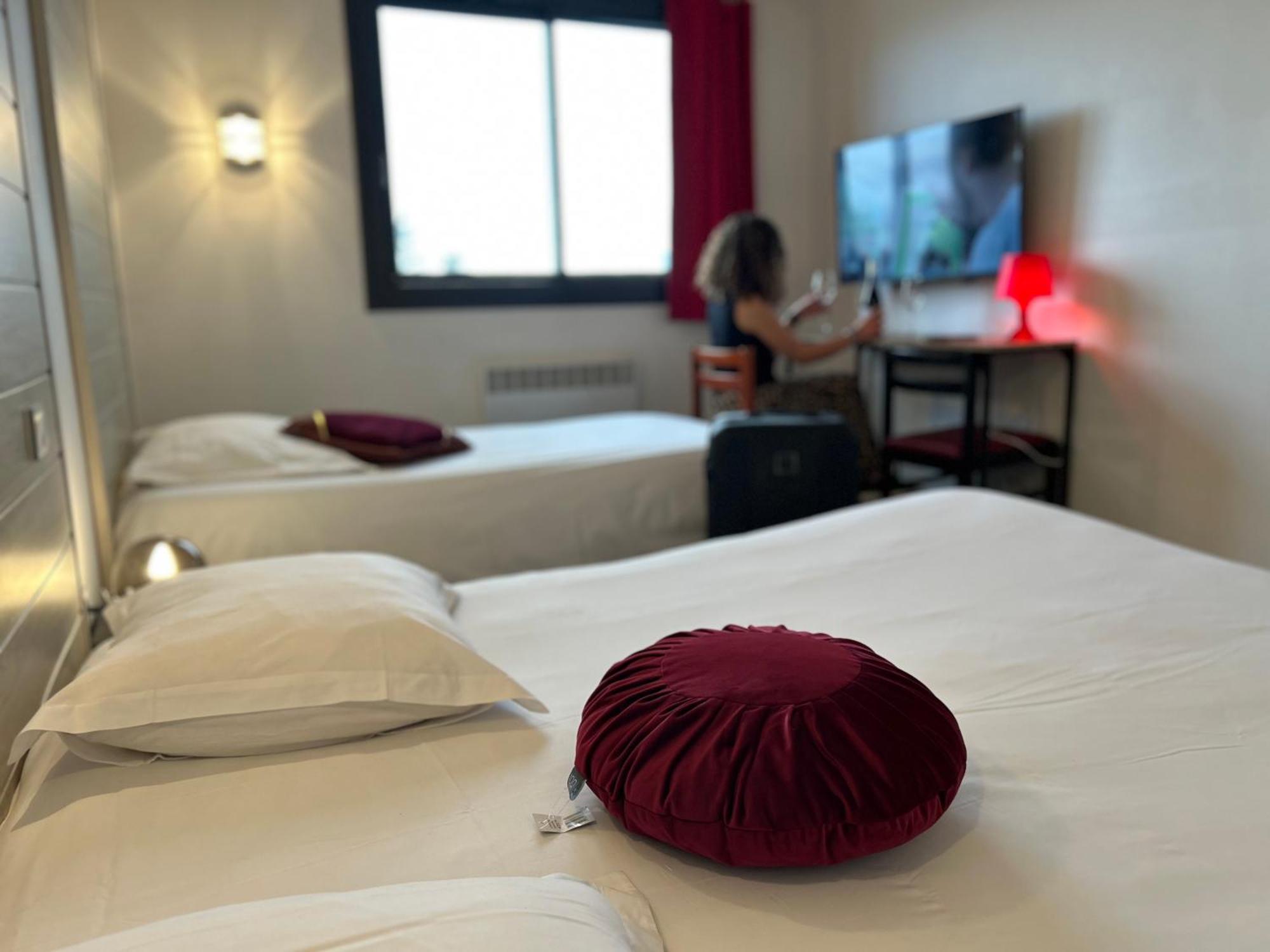 Fasthotel L'Eldorado Sébazac-Concourès Esterno foto
